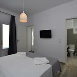 Nisides Villa *