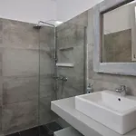 Nisides Villa Naousa