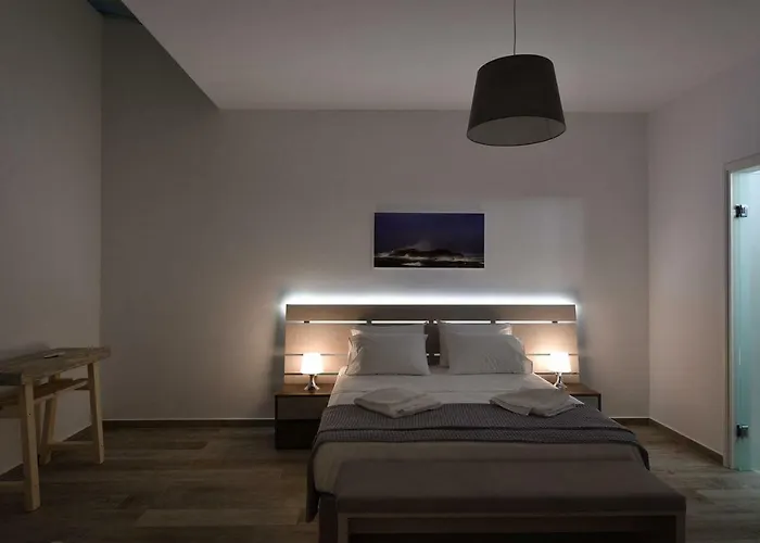 Nisides 别墅 纳乌萨