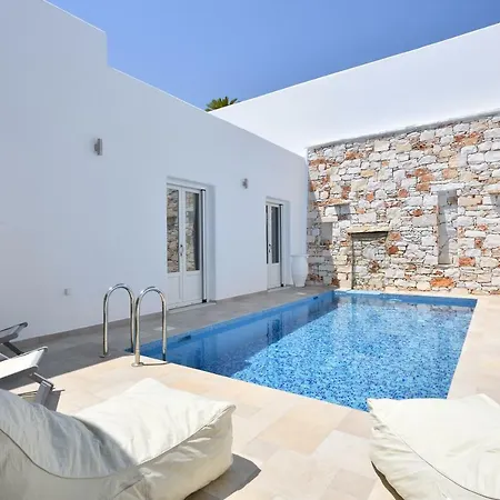 Villa Nisides Naousa (Paros)