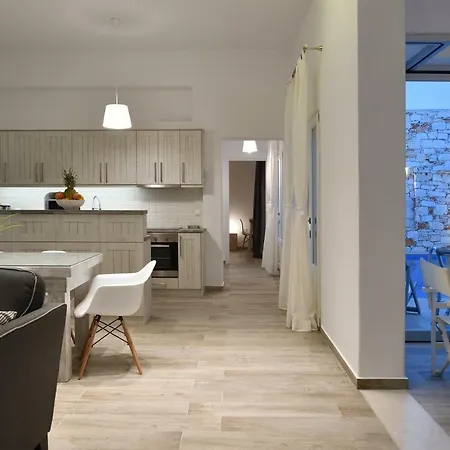 Villa Nisides Naousa (Paros)